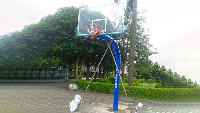 籃球架